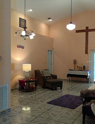 4th image of 2309 W Idlewild Ave