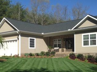 4426 S King Rd, Greer, SC 29651