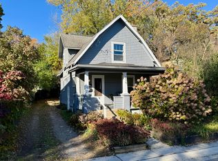 215 Bucholz Ct, Ann Arbor, MI 48103