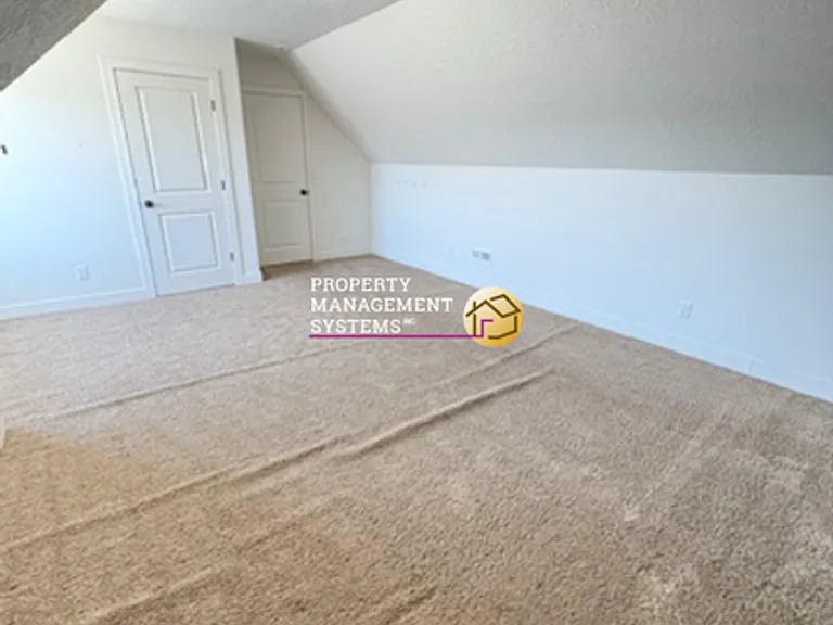 1909 E Magnolia Cir — Photo 22
