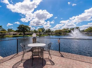 351 Cambridge Rd APT 208, Hollywood, FL 33024