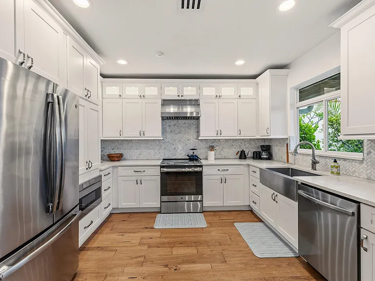 122 S Lake Dr — Photo 25