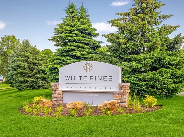 White Pines Apartments