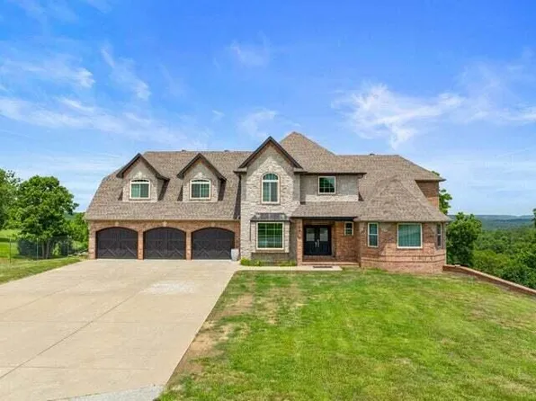 220 Whitetail Drive, Walnut Shade, MO 65771