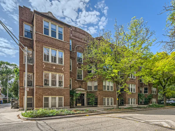 3715 W Byron St APT 3, Chicago, IL 60618