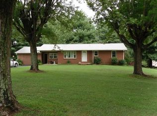 1155 Shellsford Rd, McMinnville, TN 37110