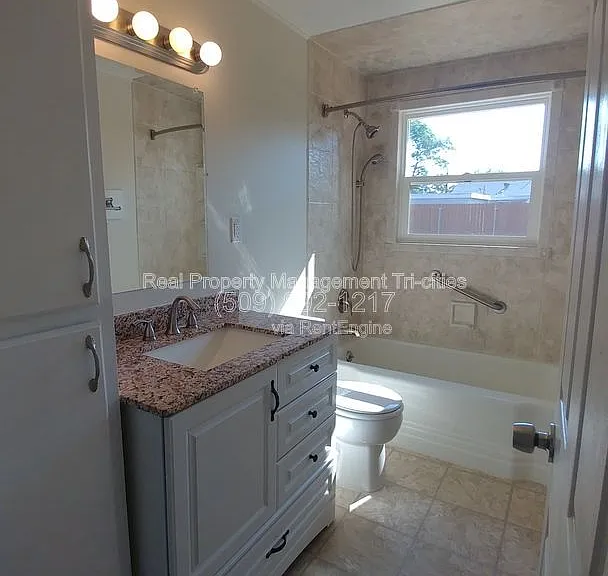1310 Birch Ave — Photo 11