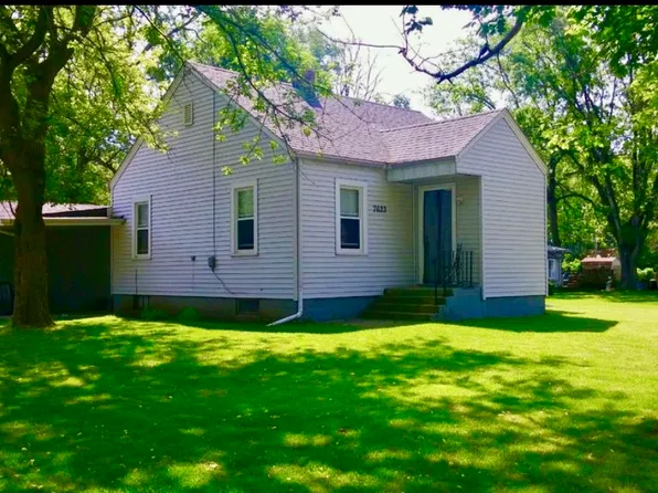 7623 Elm Ave, Machesney Park, IL 61115