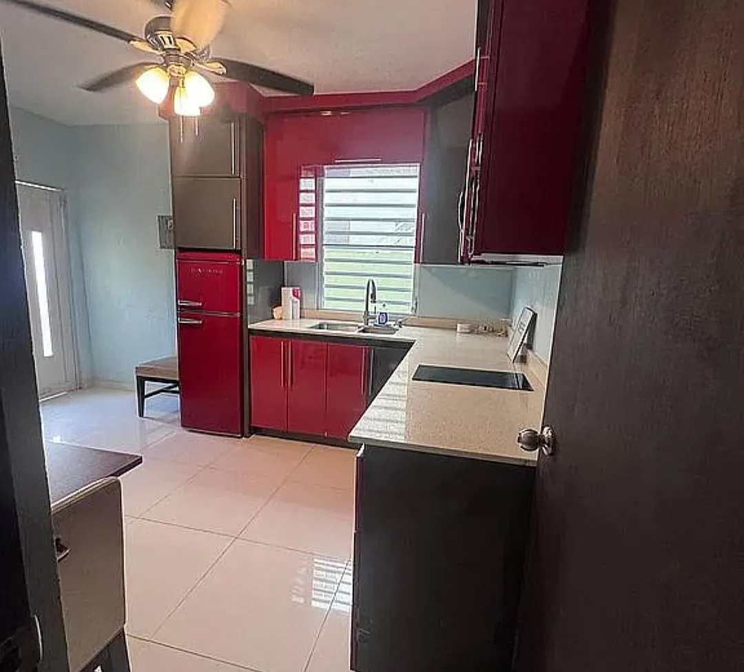 1 bed, 500 sqft, $1,200 — Photo 2