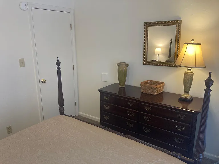 1713 Chestnut St #C — Photo 11