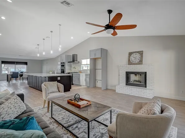 6570 Monterey Loma Ct, Las Vegas, NV 89156