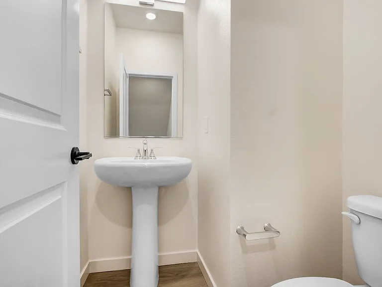 The Willow Townhomes — Photo 10