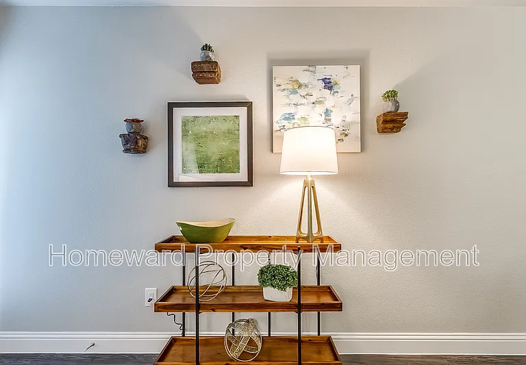 4009 Sheraton Rd — Photo 26