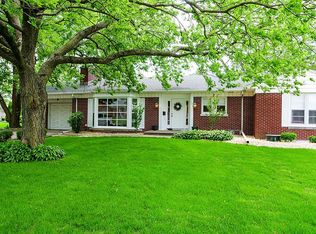 705 Lois Pl, Joliet, IL
