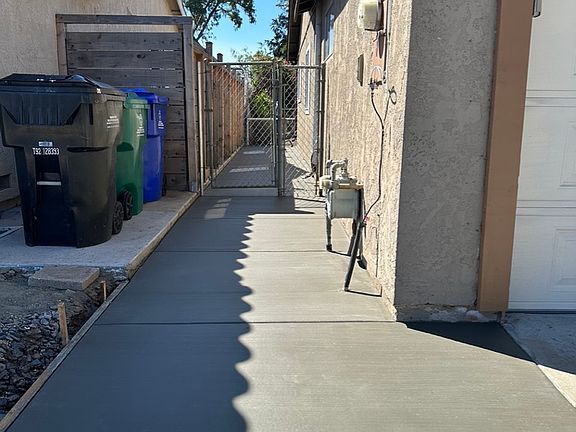 Back yard, huge and private