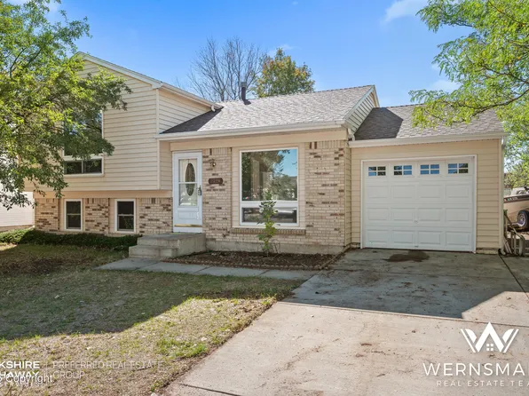 2720 Cascade Ct, Gillette, WY 82718