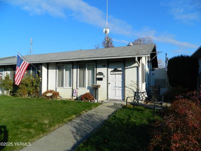611 1/2 S 15th Ave, Yakima, WA, 98902
