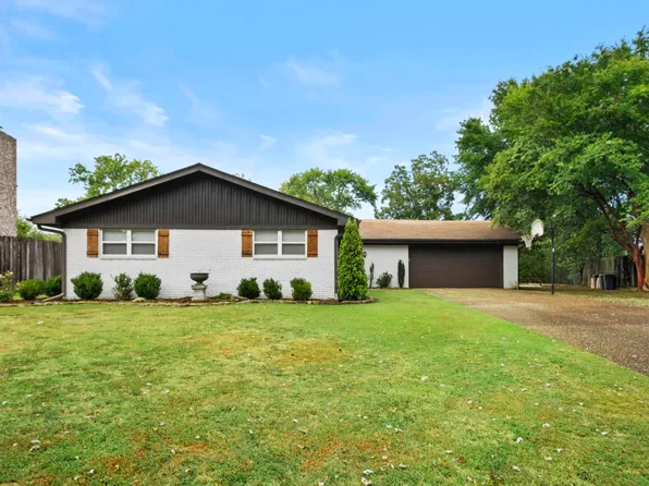 12 Burford Dr, Conway, AR 72034