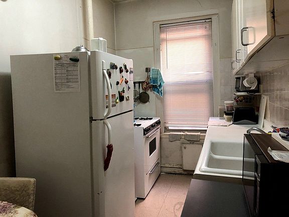 4th image of 550 Fort Washington Ave APT 1C