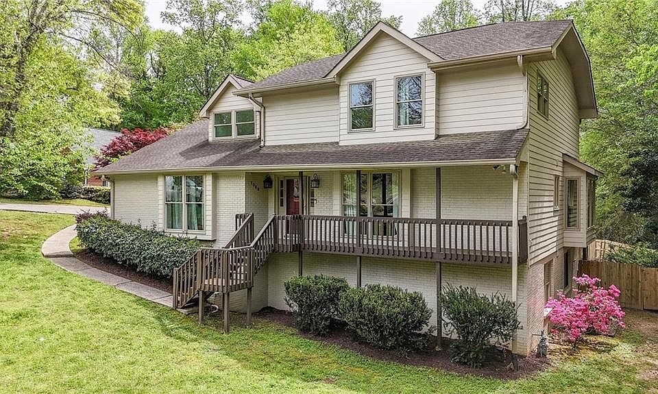 1st image of 1069 Cliffridge Ct SE