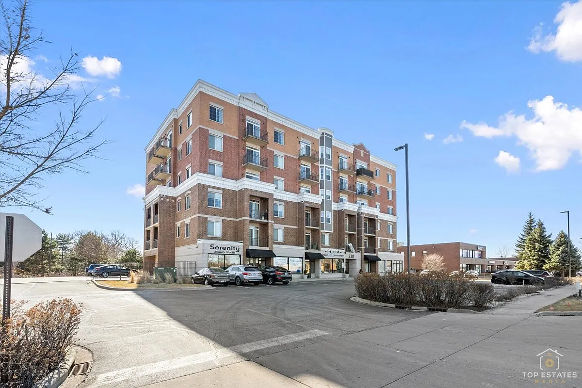 2 bed, 1284 sqft, $2,400 — Photo 1