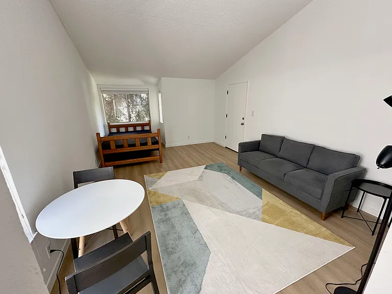 2435 Haste St #7-A — Photo 5