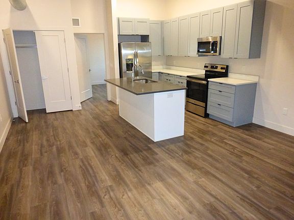 3rd image of 606 W North Temple St APT 111
