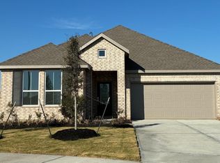 8318 Opal Pond Dr, Angleton, TX 77515