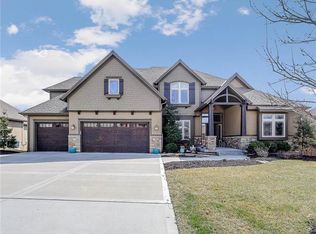 9607 NE 90th St, Kansas City, MO 64157