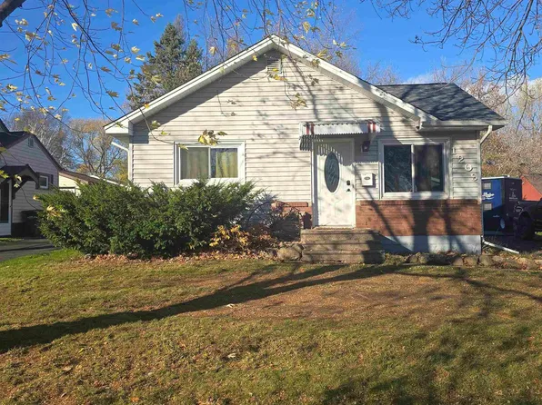1209 Prospect Ave, Cloquet, MN 55720
