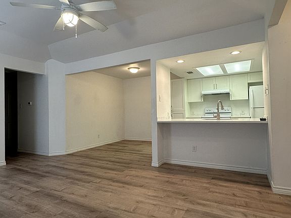 3rd image of 110 N Kanaio Dr APT A