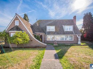 207 W Maple St, Sequim, WA 98382