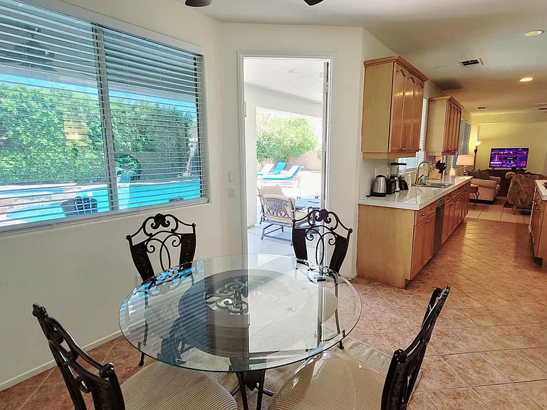 41527 Michelle Pl — Photo 38