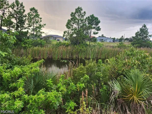 436 NW 18th Pl, Cape Coral, FL 33993