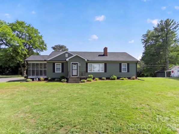 214 E Double Shoals Rd, Lawndale, NC 28090
