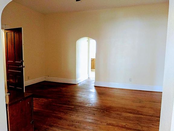 5th image of 3302A Meramec St