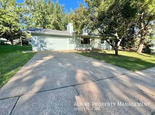 1001 S Gordon Dr, Sioux Falls, SD 57110