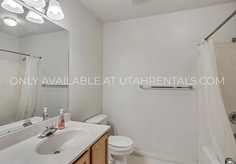 1342 S 1370 E — Photo 12