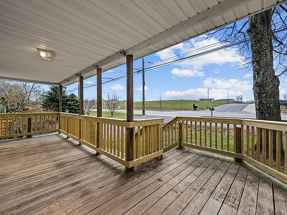 5th image of 9432 Lyons Mill Rd