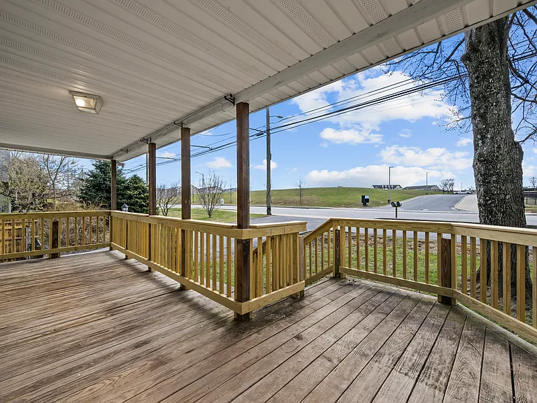9432 Lyons Mill Rd — Photo 5