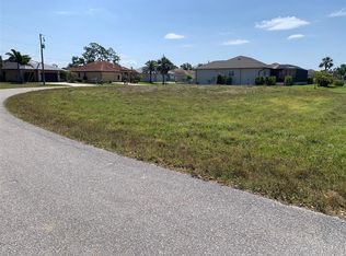 28 Tee View Rd #1180, Rotonda West, FL 33947