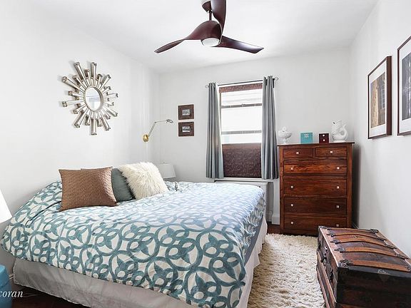 5th image of 324 Sackett St
