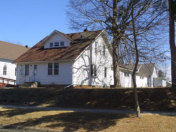 4th image of 203 1st Ave S
