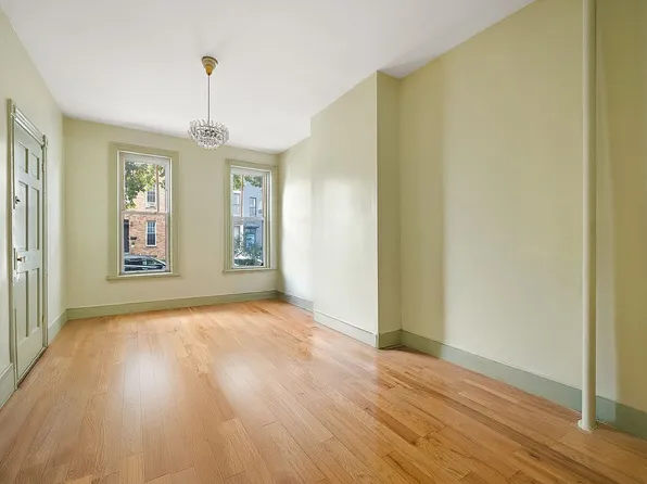 359 20th St, Brooklyn, NY 11215