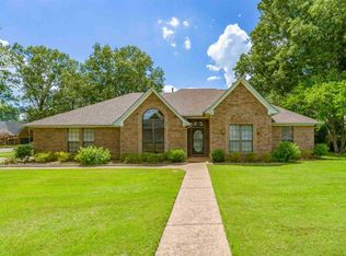 3673 Jalan Dr, Bartlett, TN 38135