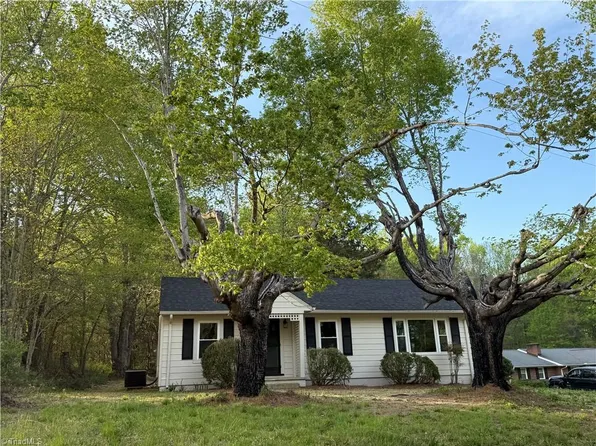 1416 Perryman Rd, Lexington, NC 27295