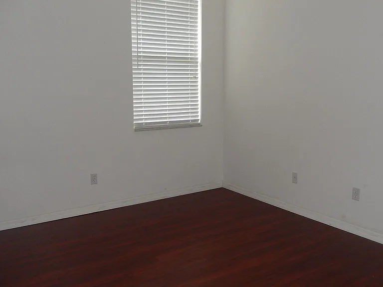 1643 Lakelet Loop — Photo 8
