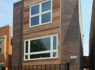 2026 N Point St, Chicago, IL 60647