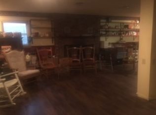 26 Hill N Dale Dr, Clyde, NC 28721