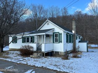 86 W Broadway, Salem, NY 12865